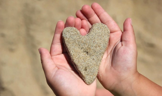 Sand heart
